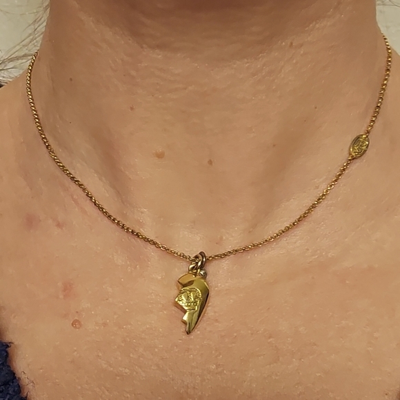 Juicy Couture Gold Broken Heart Necklace - Picture 5 of 5